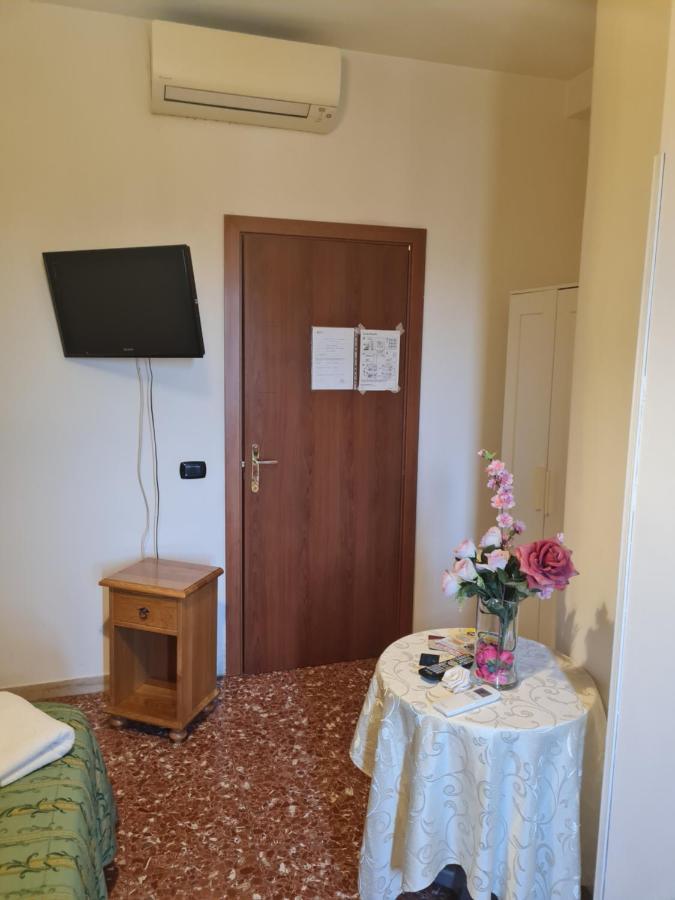 La Palazzina Hotel Rome Luaran gambar